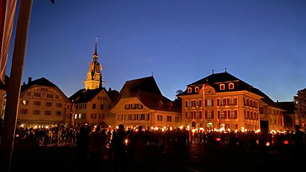 Kinderfest_Fackelumzug_Niklaus-Thut-Platz_Zofingen.JPG